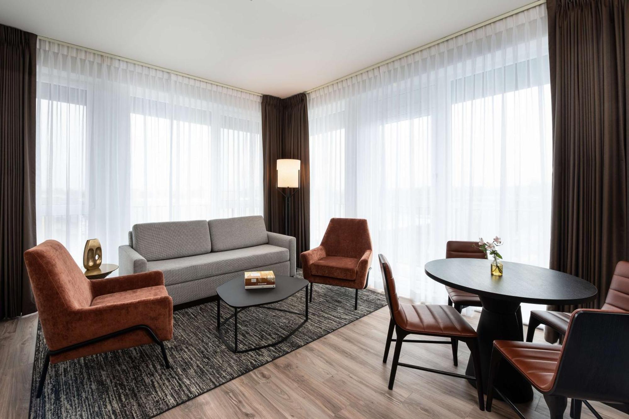 Holman Riverfront Park Hotel Salem, Tapestry By Hilton المظهر الخارجي الصورة